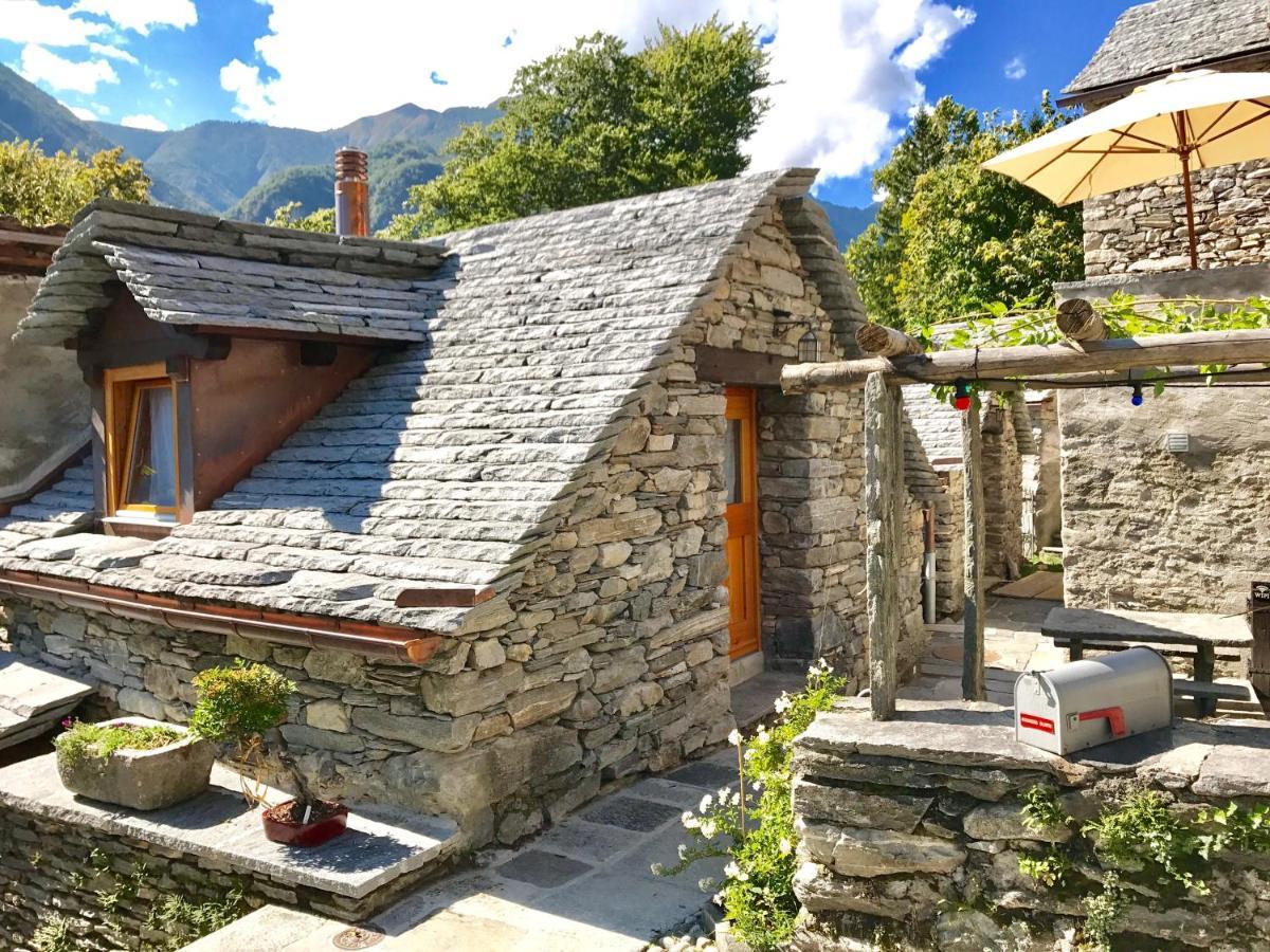 Hotel Rustici Maggia Aurigeno Exterior foto