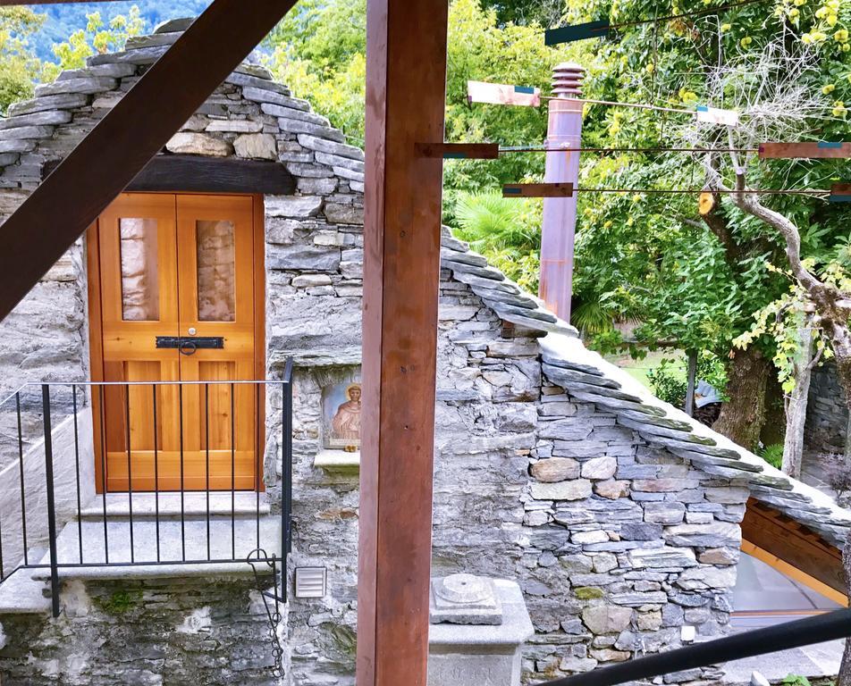 Hotel Rustici Maggia Aurigeno Exterior foto